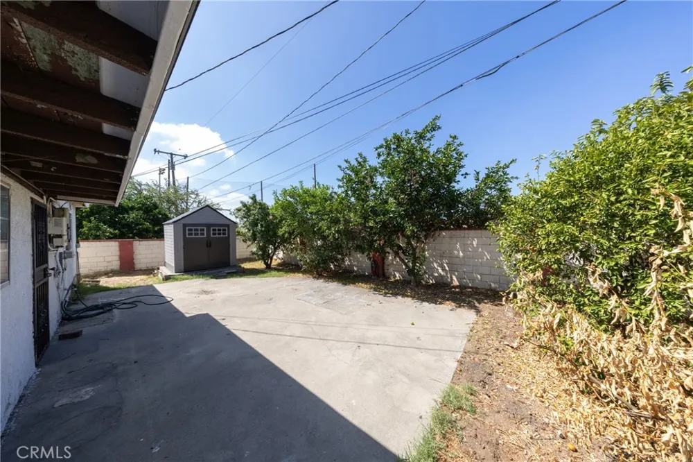 1047 Calaveras Avenue Ontario, CA 91764
