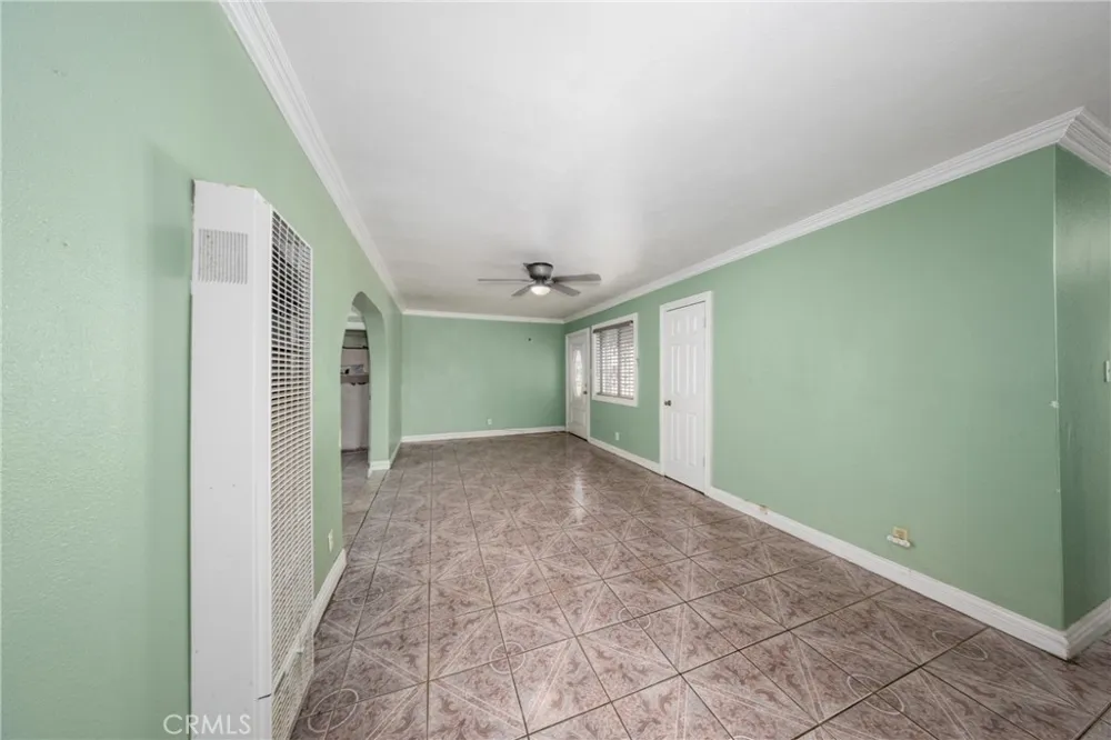 1047 Calaveras Avenue Ontario, CA 91764
