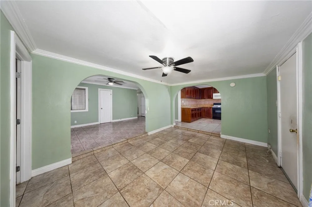 1047 Calaveras Avenue Ontario, CA 91764
