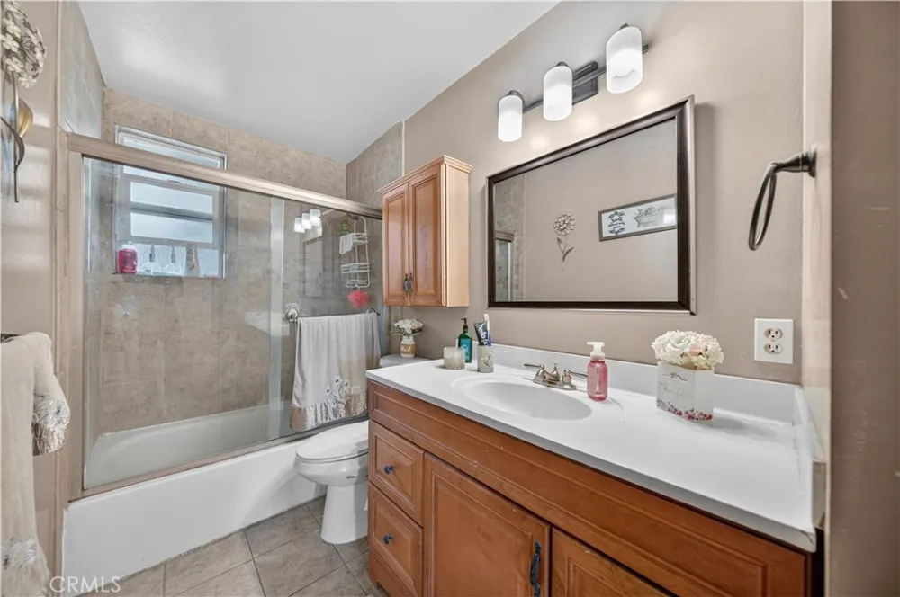 216 Coolidge Avenue Anaheim, CA 92801