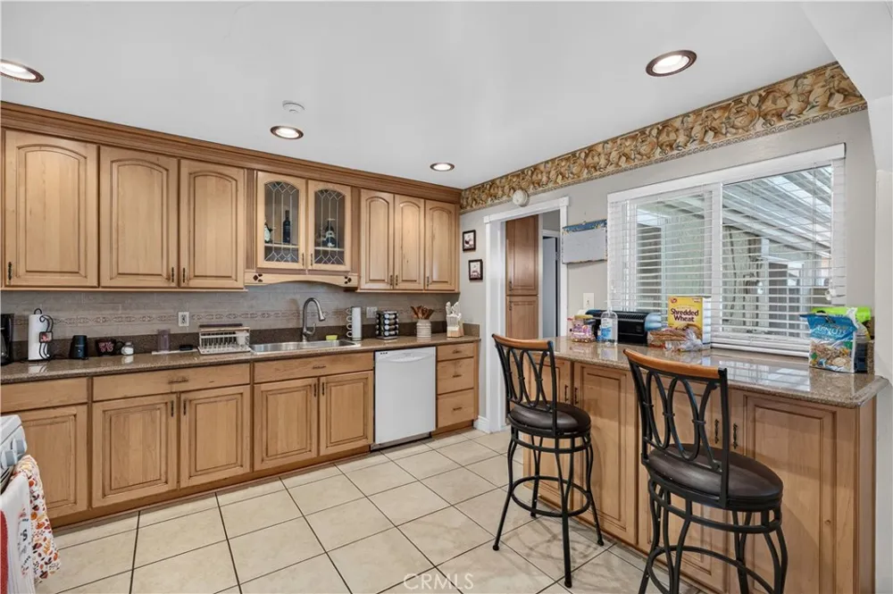216 Coolidge Avenue Anaheim, CA 92801