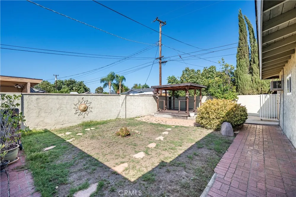 216 Coolidge Avenue Anaheim, CA 92801