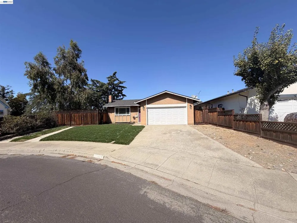 312 Robert Way Livermore, CA 94550