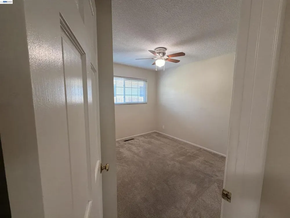 312 Robert Way Livermore, CA 94550