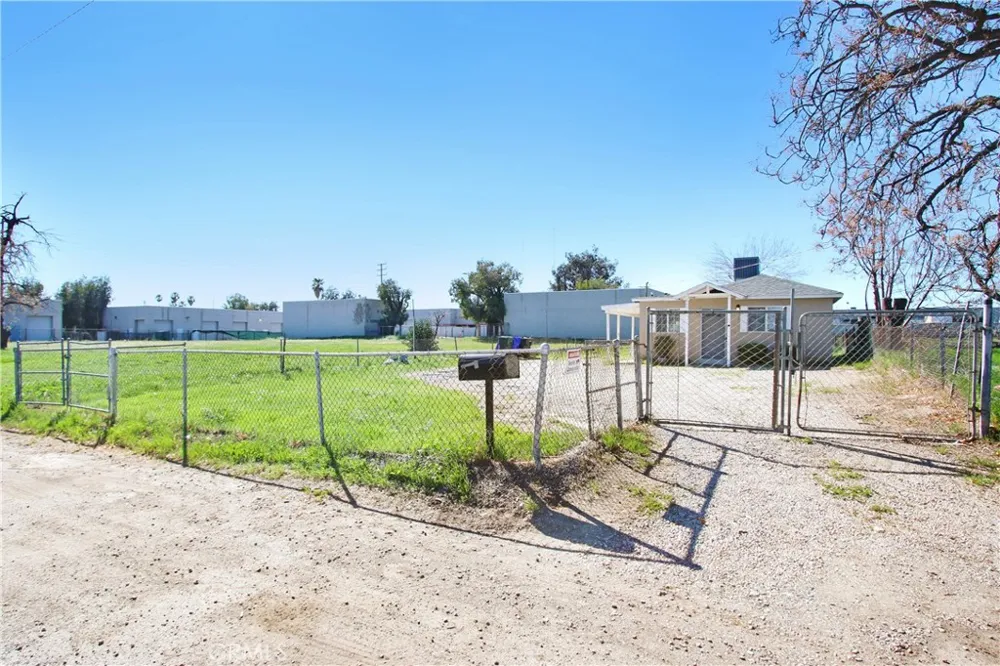 460 S Berkeley Avenue San Bernardino, CA 92410