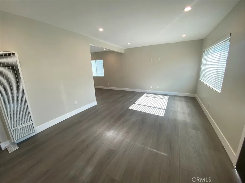 25320 Cypress Lomita, CA 90717