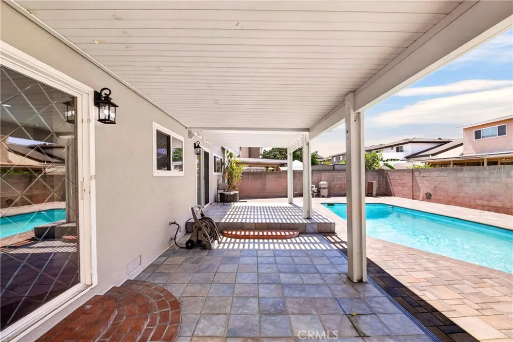 8321 Santa Margarita La Palma, CA 90623