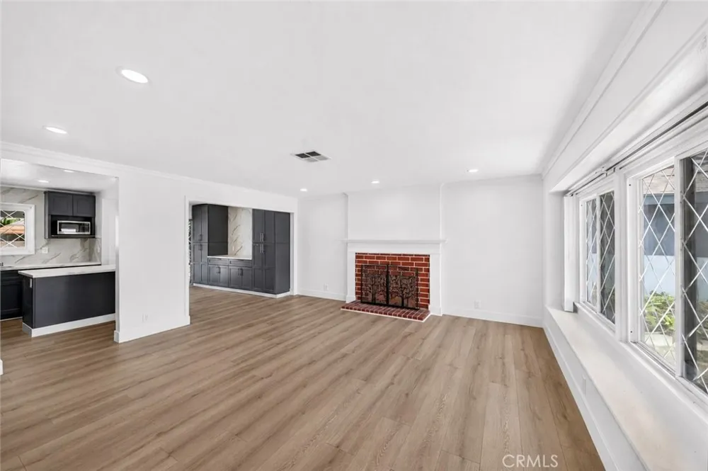 8321 Santa Margarita La Palma, CA 90623