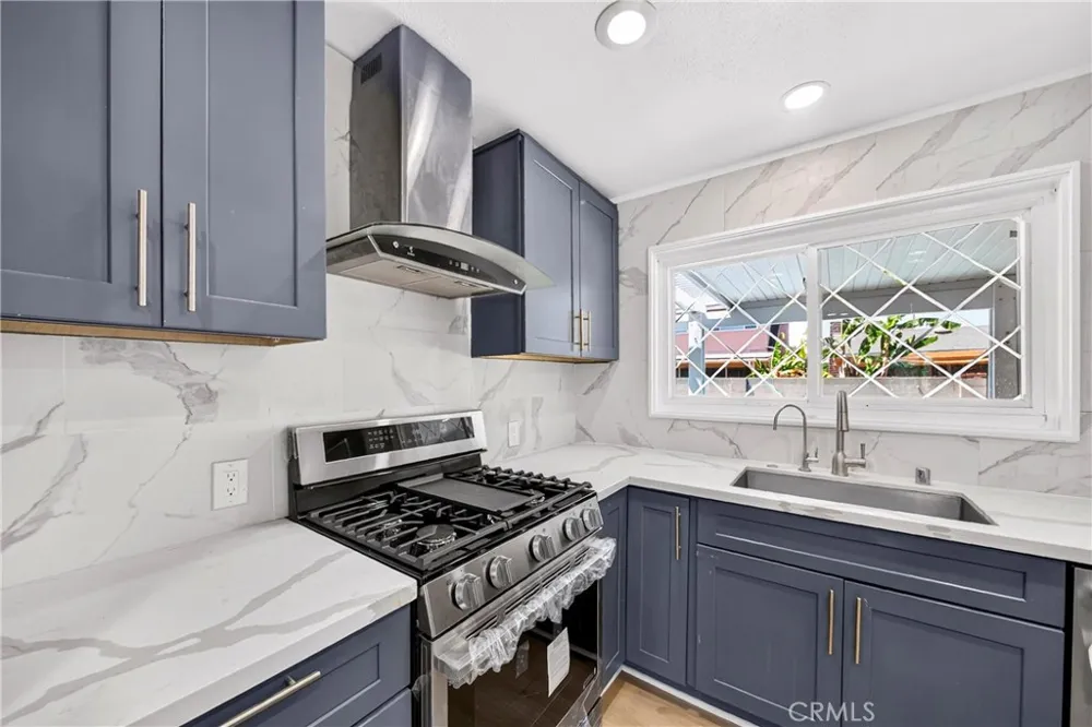 8321 Santa Margarita La Palma, CA 90623