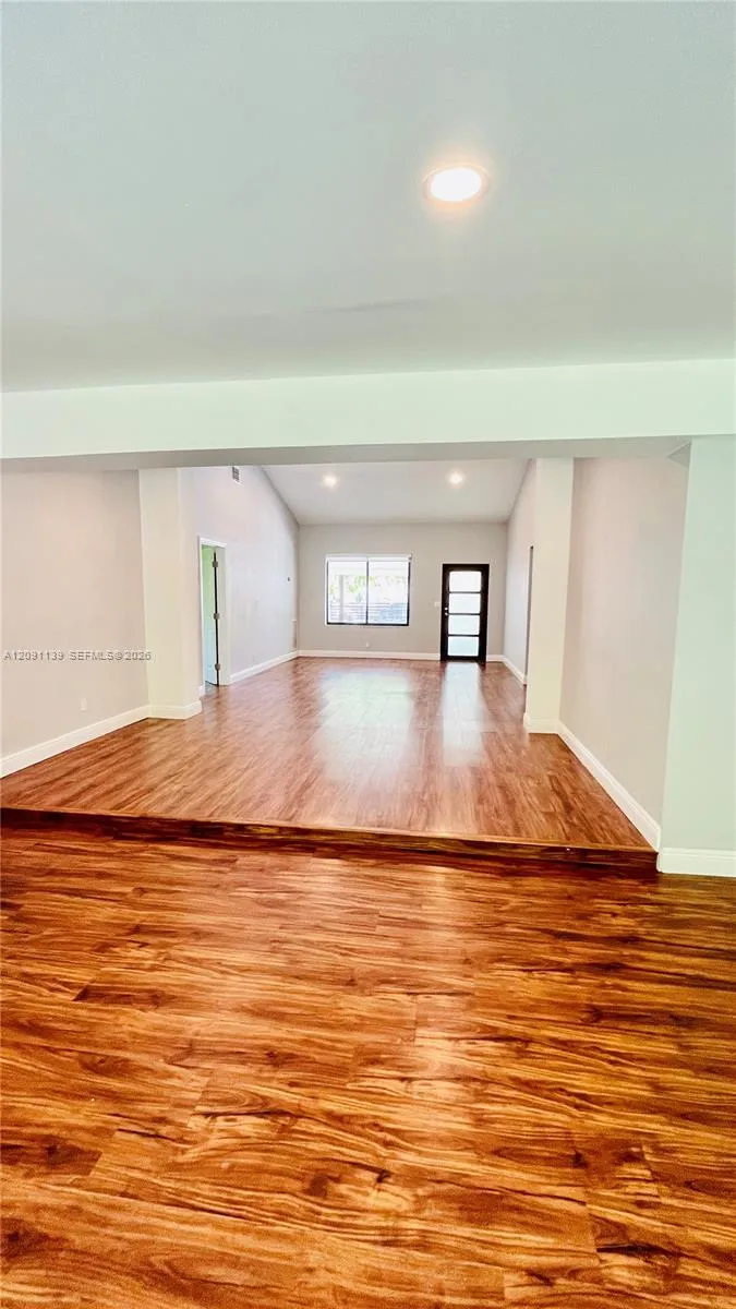 2250 SW 23rd St Miami, FL 33145