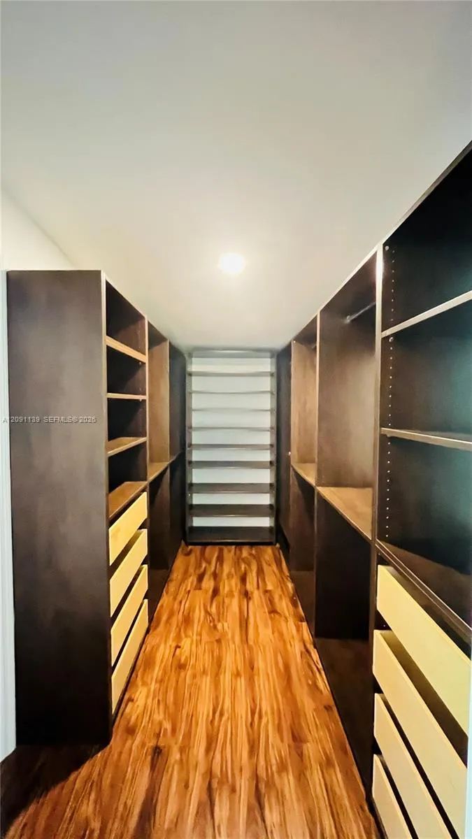 2250 SW 23rd St Miami, FL 33145