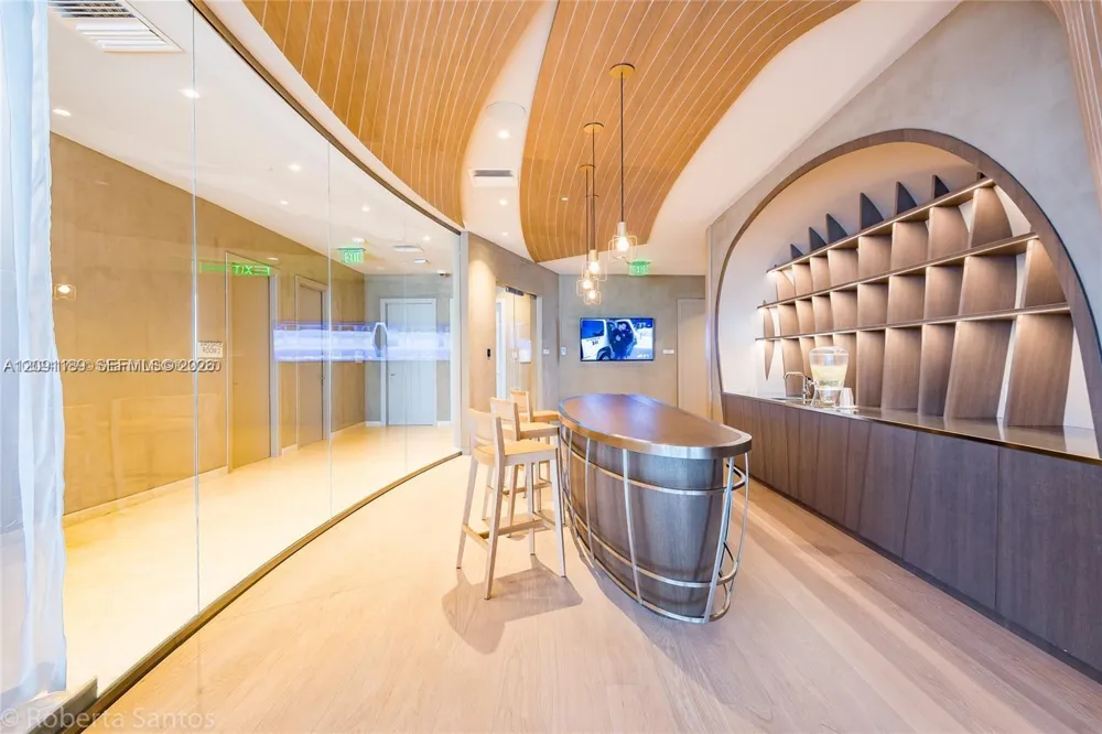 1000 Brickell Plz #3011 Miami, FL 33131