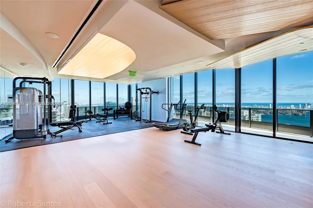 1000 Brickell Plz #3011 Miami, FL 33131