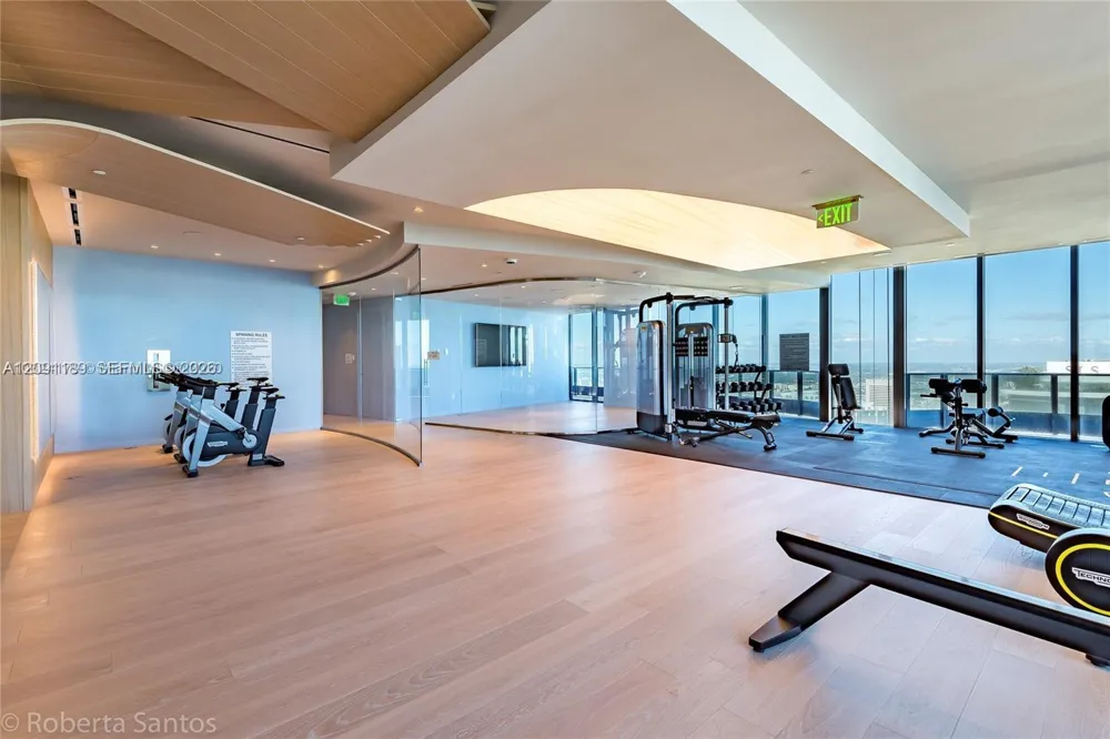 1000 Brickell Plz #3011 Miami, FL 33131