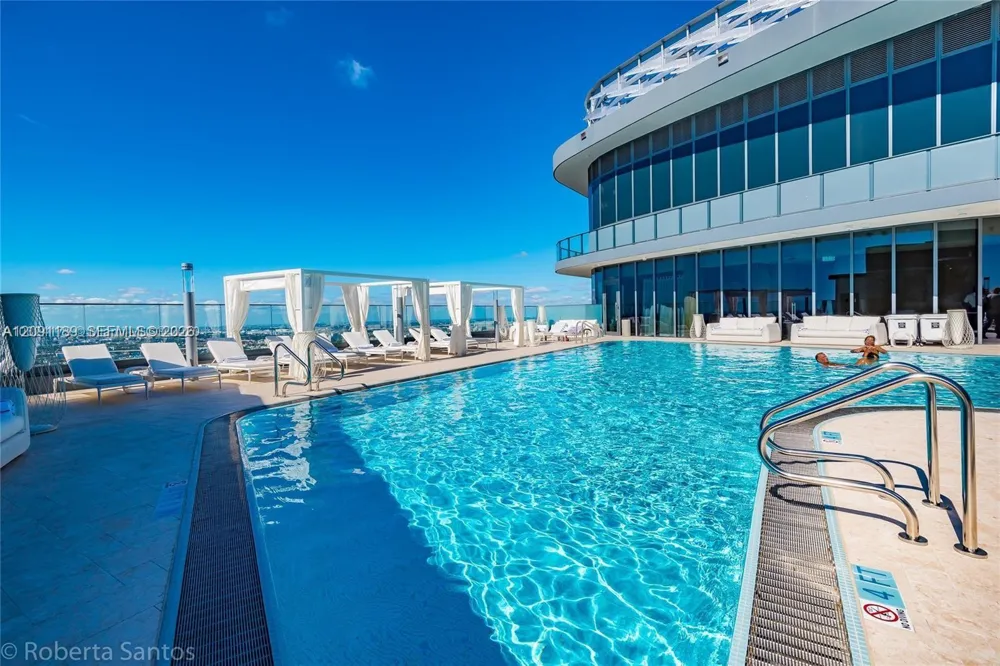 1000 Brickell Plz #3011 Miami, FL 33131