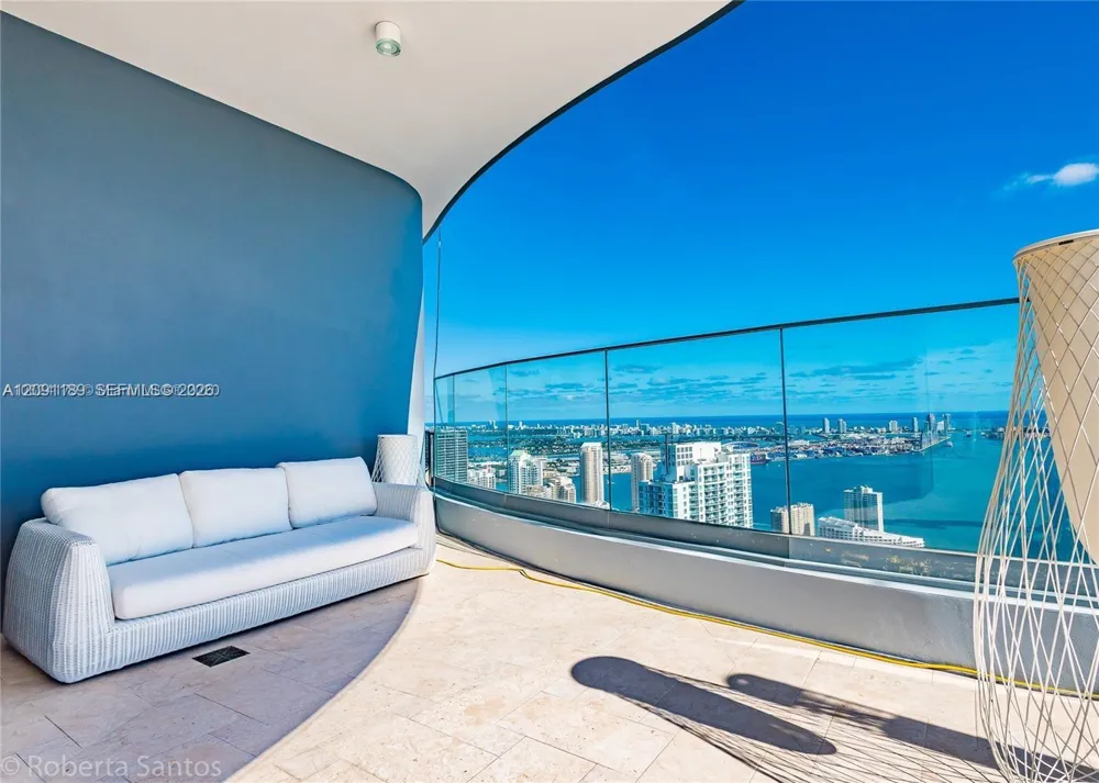 1000 Brickell Plz #3011 Miami, FL 33131
