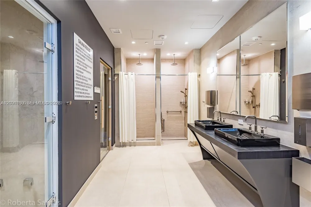 1000 Brickell Plz #3011 Miami, FL 33131