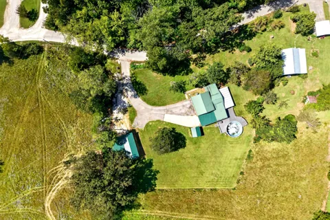 990 Oak Hill Dr