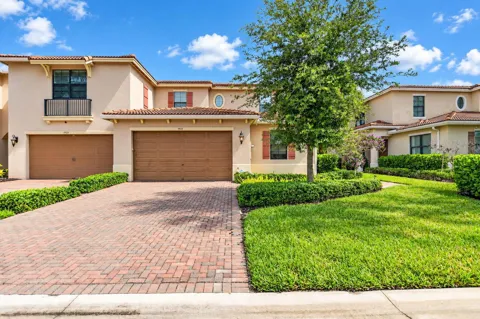 9925 BRICKHILL DRIVE