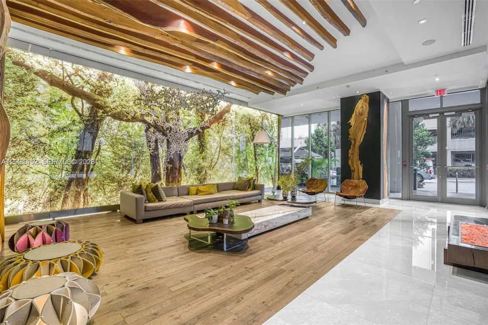 1010 Brickell Ave #1710 Miami, FL 33131
