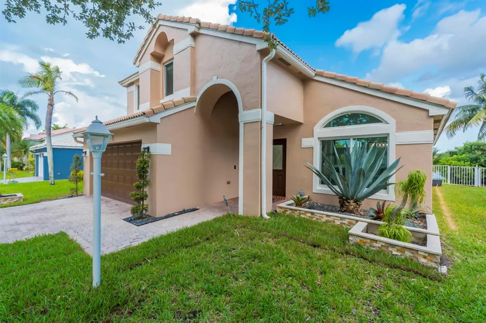 1551 NW 132ND AVENUE Pembroke Pines, FL 33028