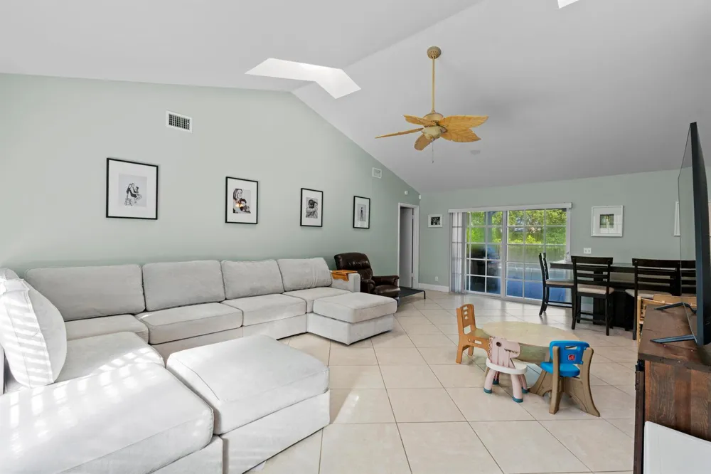 4456 Nicole Circle Jupiter, FL 33469