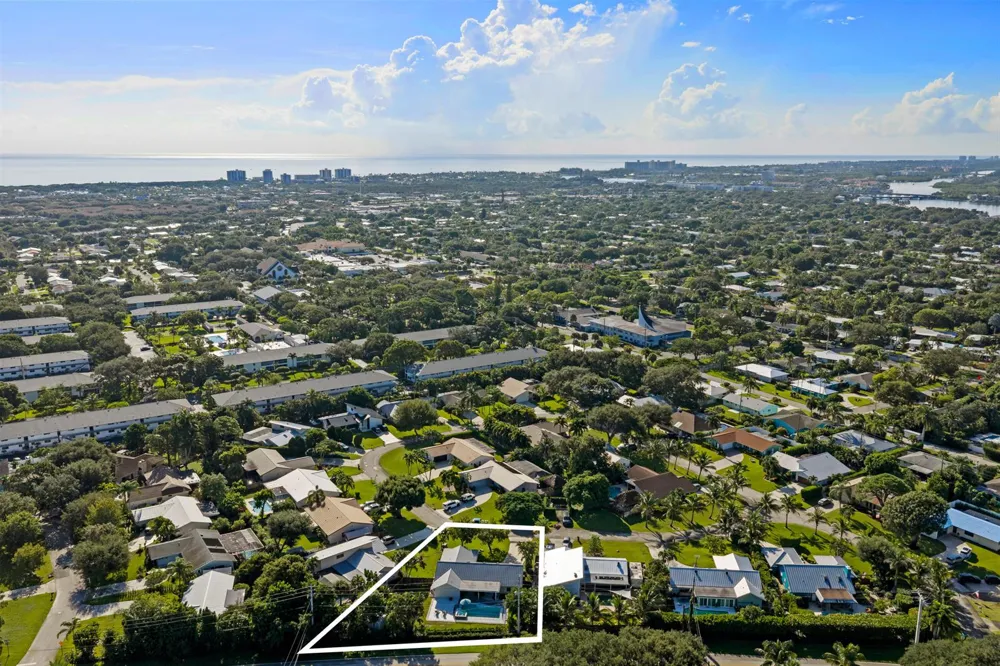 4456 Nicole Circle Jupiter, FL 33469