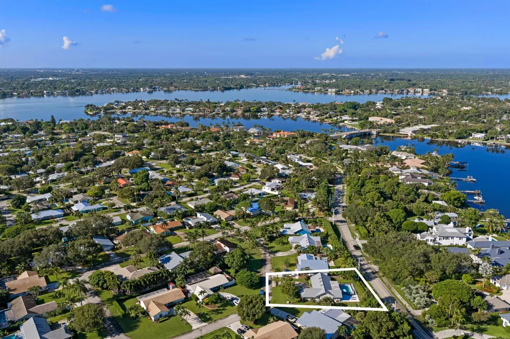 4456 Nicole Circle Jupiter, FL 33469