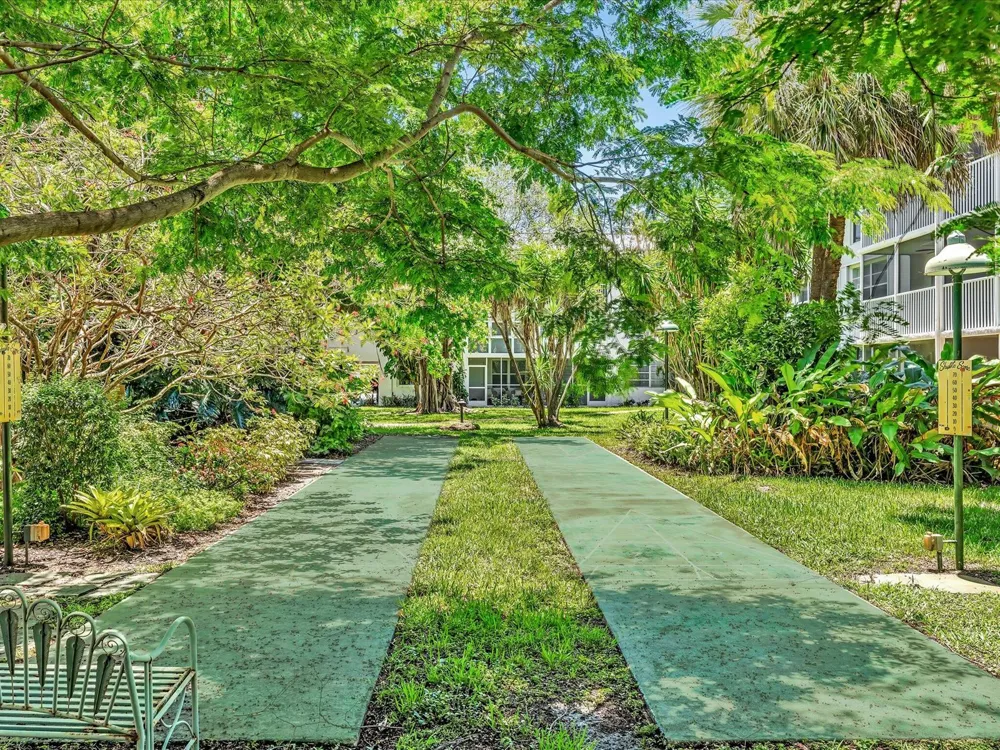 4025 Federal #121C Oakland Park, FL 33308