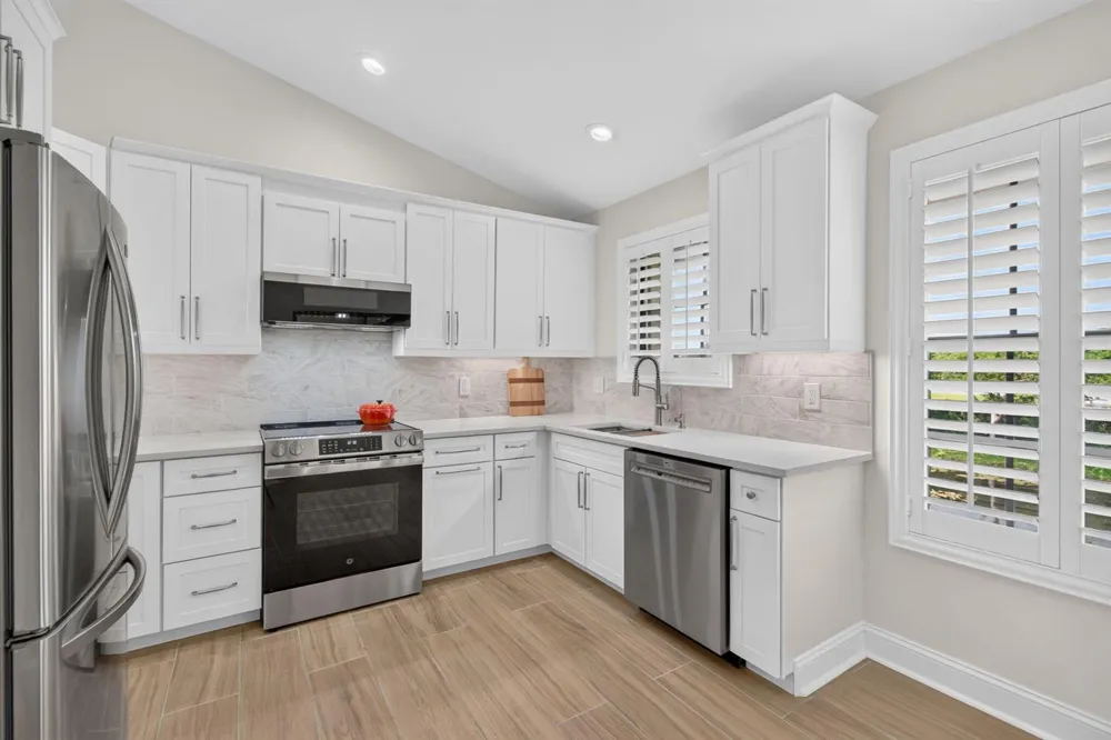 8320 Waterline Drive #202 Boynton Beach, FL 33472