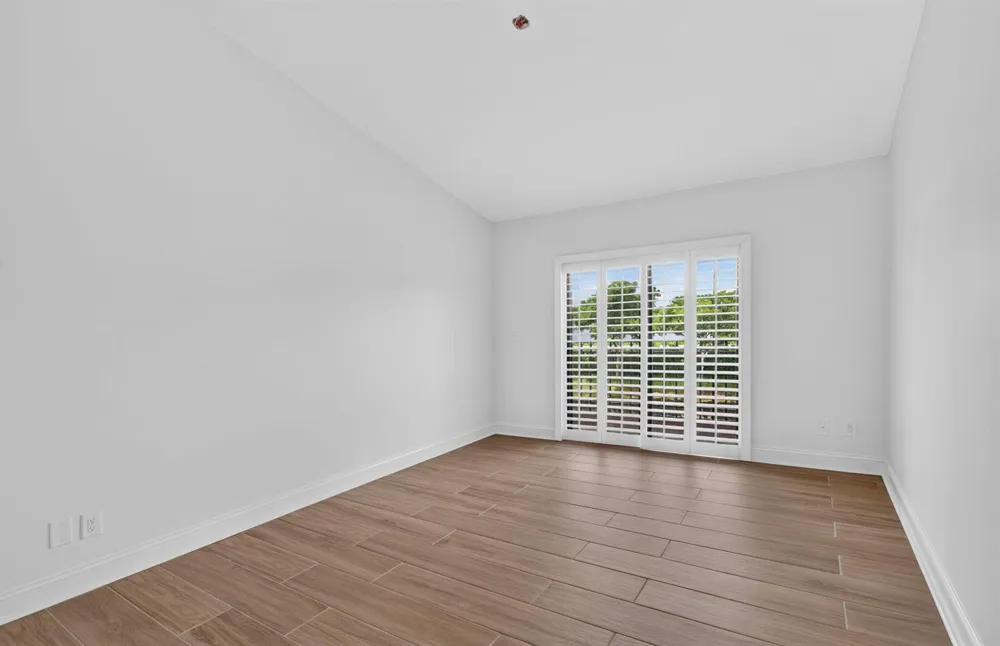 8320 Waterline Drive #202 Boynton Beach, FL 33472