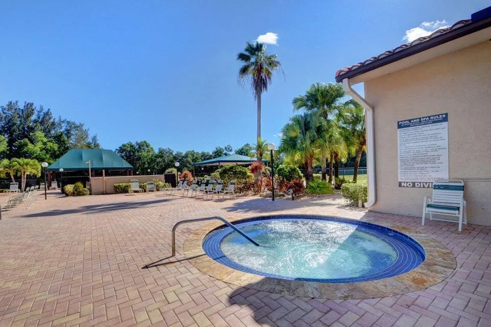 8320 Waterline Drive #202 Boynton Beach, FL 33472