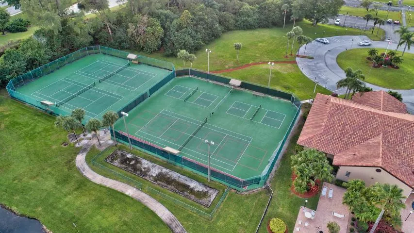 8320 Waterline Drive #202 Boynton Beach, FL 33472