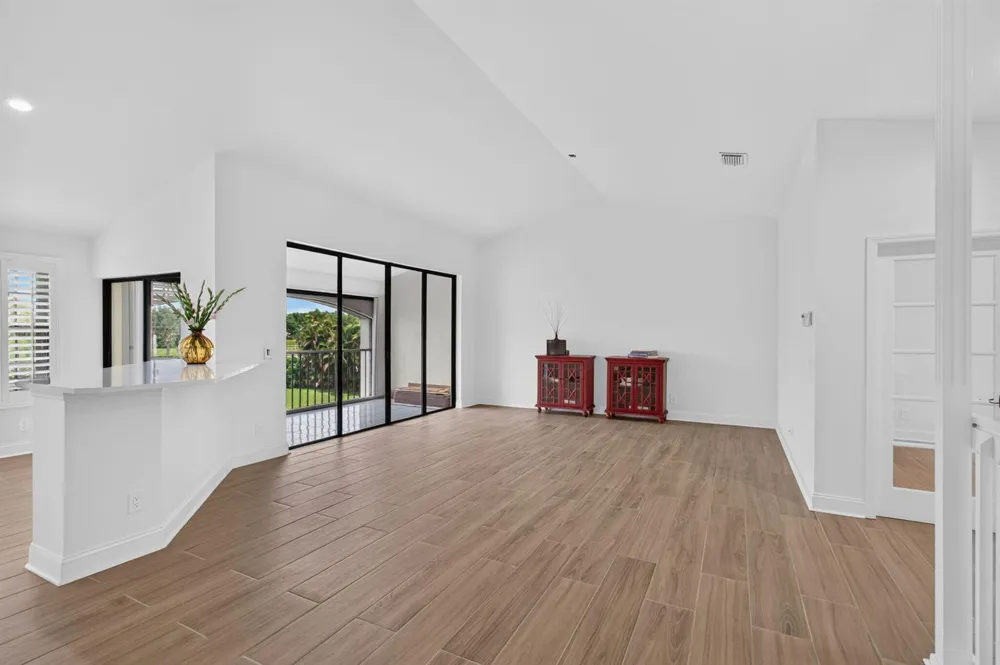 8320 Waterline Drive #202 Boynton Beach, FL 33472