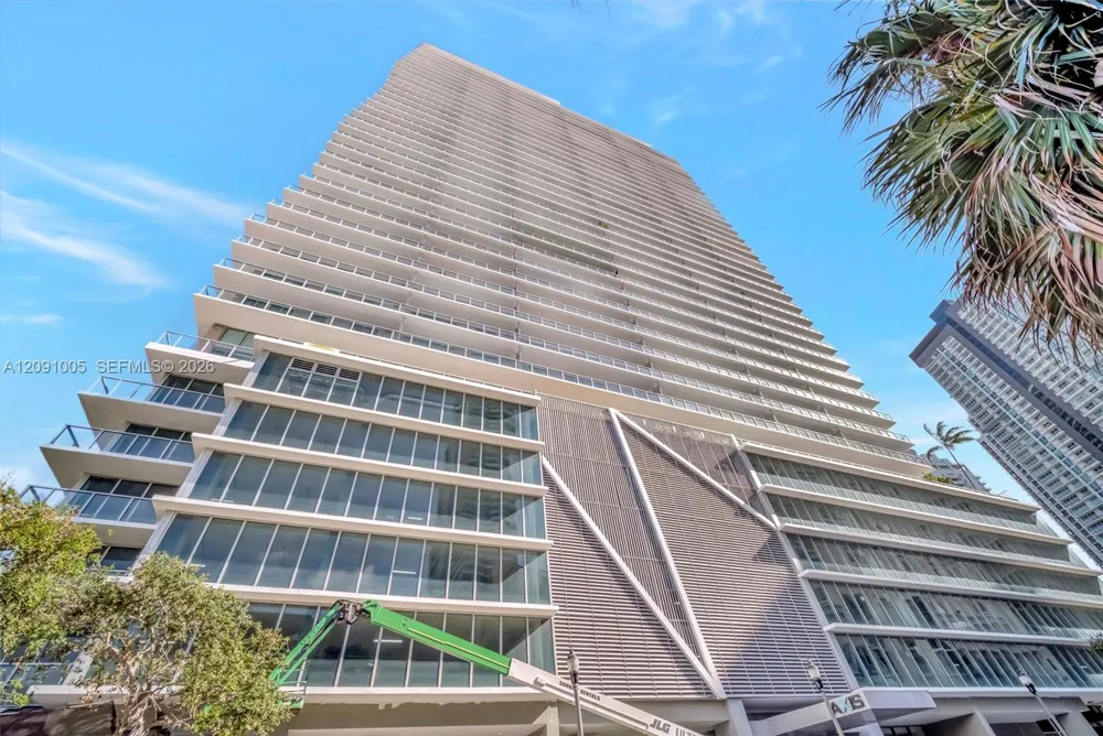 79 SW 12th St #2201-S Miami, FL 33130