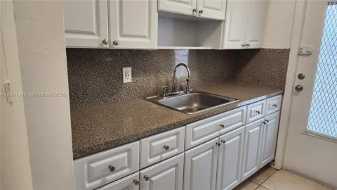 1231 Pennsylvania Ave #10