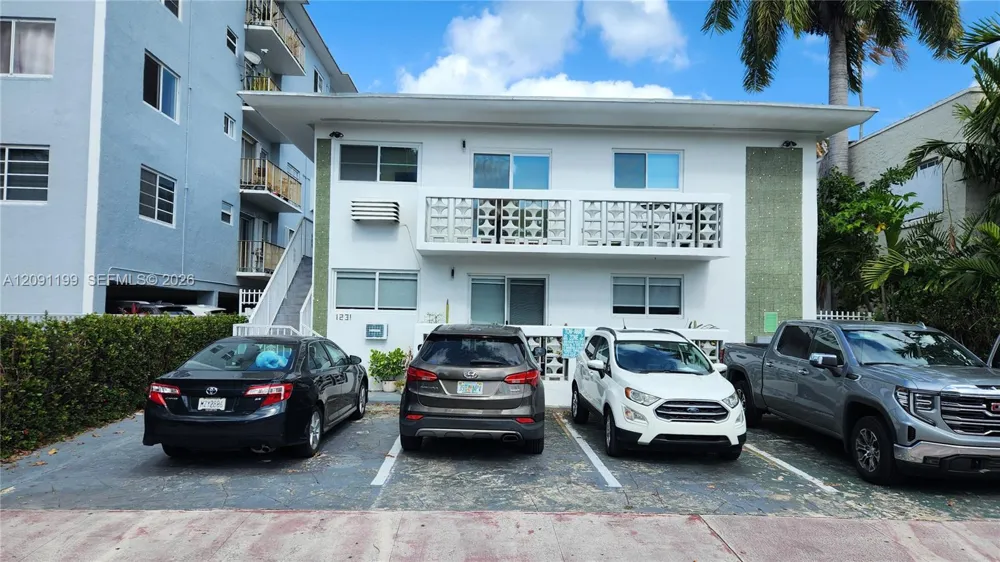 1231 Pennsylvania Ave #10 Miami Beach, FL 33139