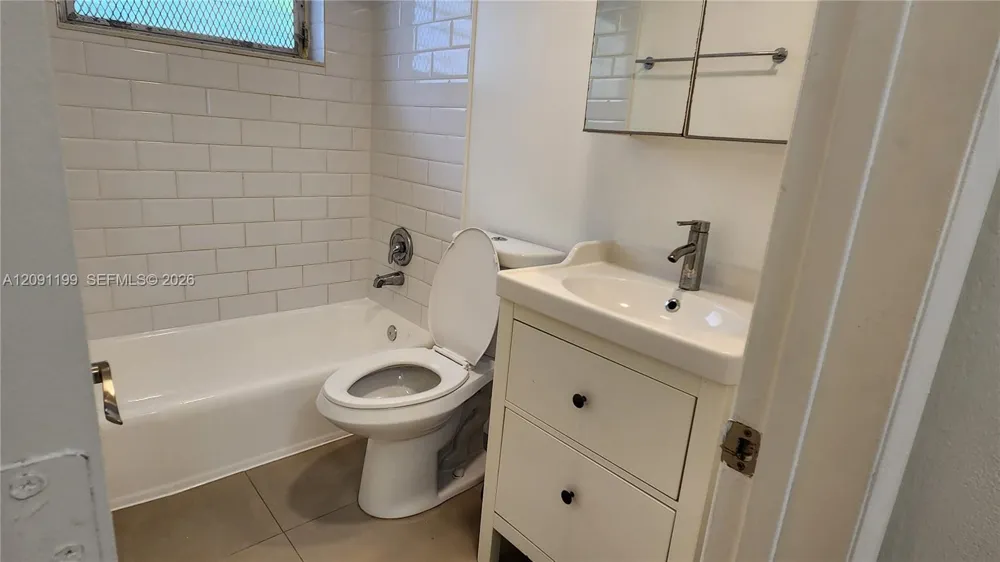1231 Pennsylvania Ave #10 Miami Beach, FL 33139