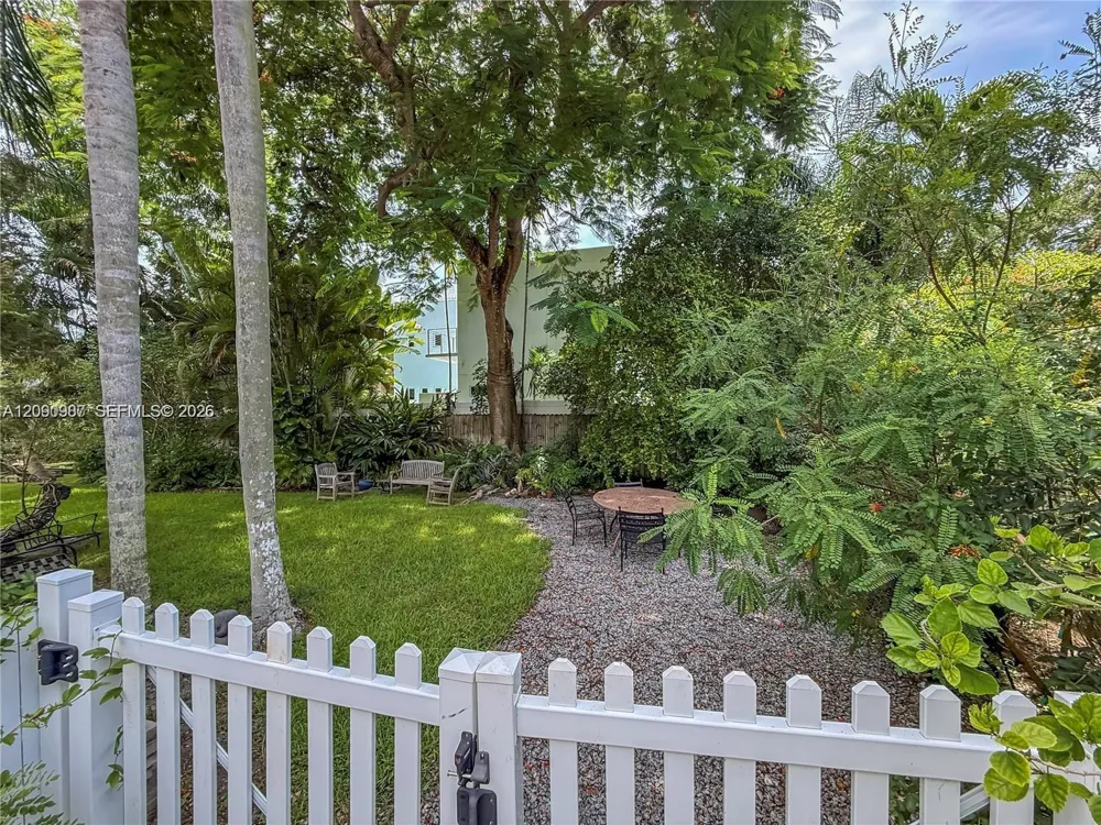 Address Not Shown Miami, FL 33133