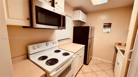 3214 NW 103rd Ter #108-B