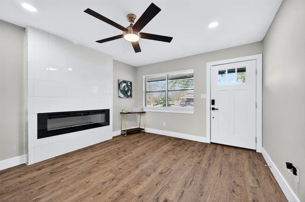 604 E Summit Street Sherman, TX 75090