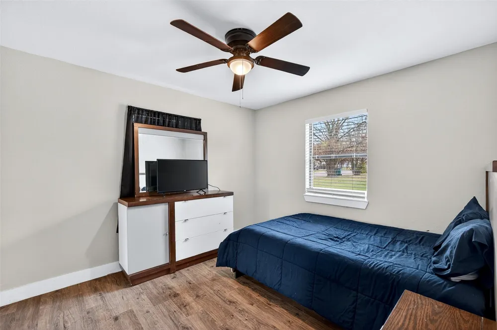 604 E Summit Street Sherman, TX 75090