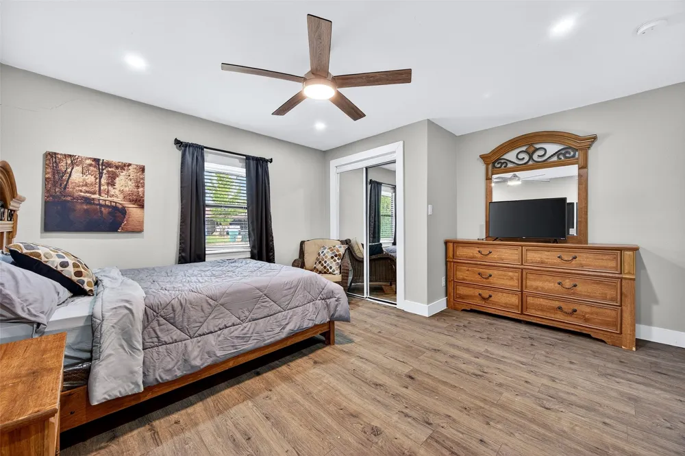604 E Summit Street Sherman, TX 75090