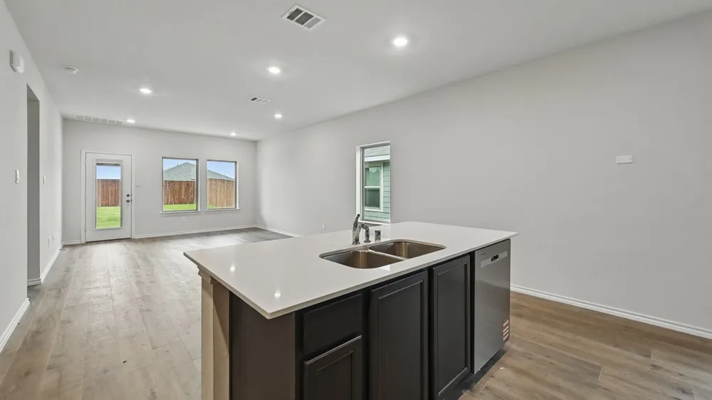 131 Pheasant Run Road Terrell, TX 75160