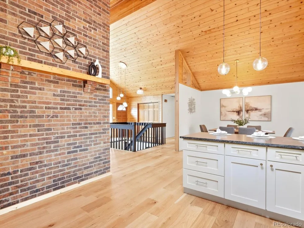 8811 Thunderbird Court Parker, CO 80134