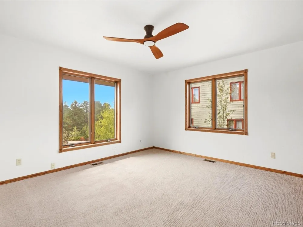 8811 Thunderbird Court Parker, CO 80134