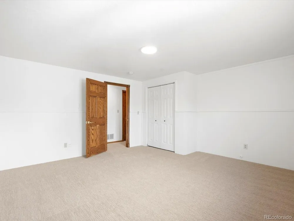 8811 Thunderbird Court Parker, CO 80134