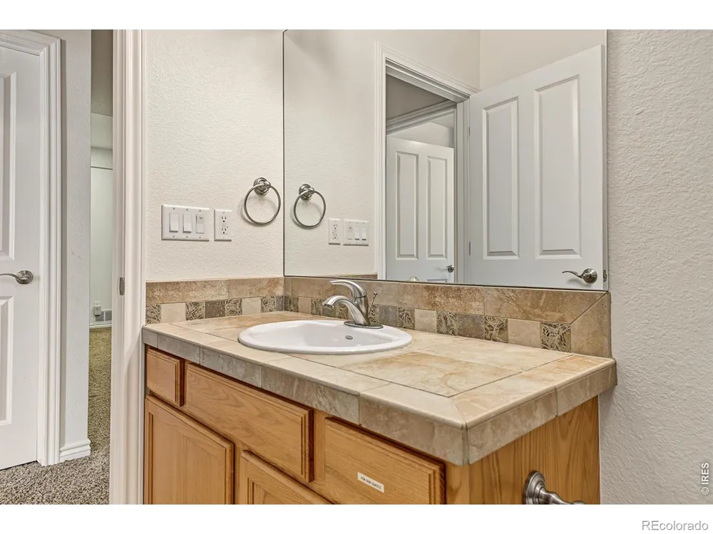 1524 Henry Court Longmont, CO 80501