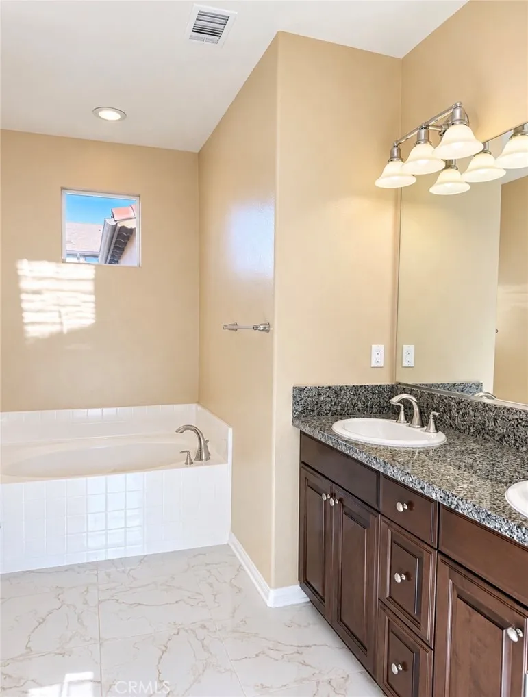 11316 Paseo La Cumbre Porter Ranch, CA 91326