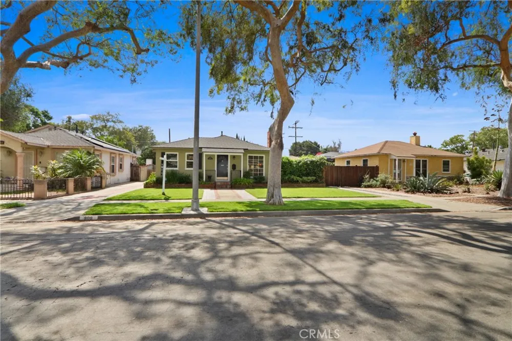 808 W 33rd Long Beach, CA 90806